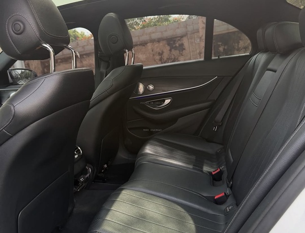 Mercedes-Benz E300 2016  Tokunbo – Super Clean, Full Option, First Body