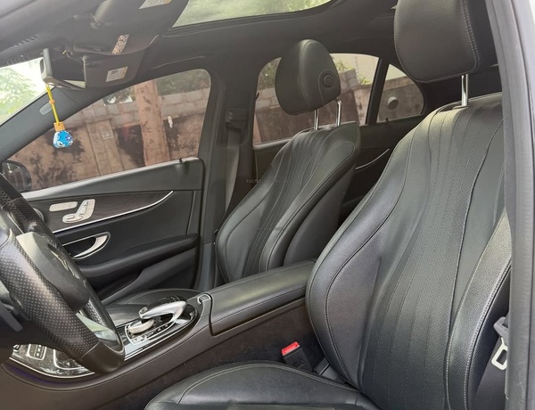 Mercedes-Benz E300 2016  Tokunbo – Super Clean, Full Option, First Body