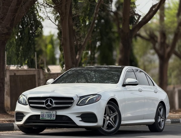 Mercedes-Benz E300 2016  Tokunbo – Super Clean, Full Option, First Body