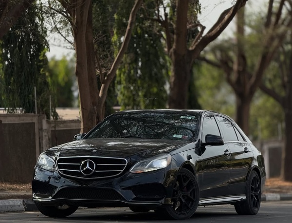 FOREIGN USED  2015 Mercedes-Benz E350– Luxury Sedan Very Affordable
