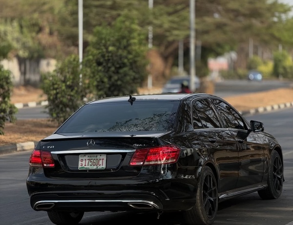 FOREIGN USED  2015 Mercedes-Benz E350– Luxury Sedan Very Affordable