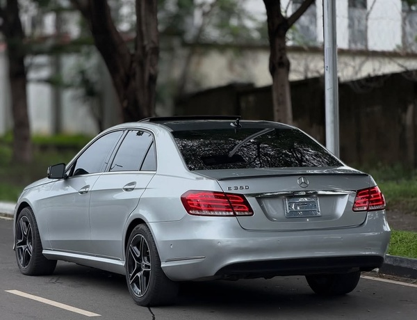 Mercedes-Benz E350 (2014)  Foreign Used 🚗 Luxury Ride, Smooth & Reliable