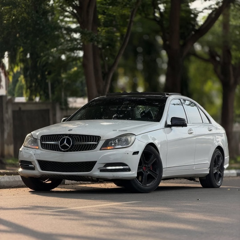 Executive Mercedes Benz C300 2013 – Luxury Driving Experience at Its Best image
