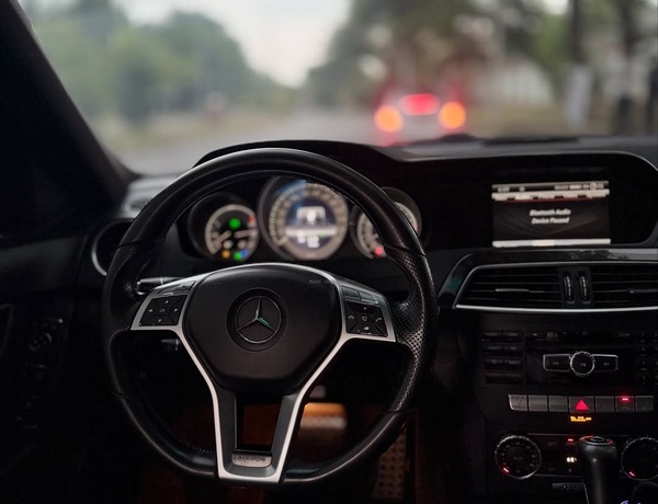 Mercedes-Benz C300 (2013)  Foreign Used  – Luxury, Style & Reliability Combined