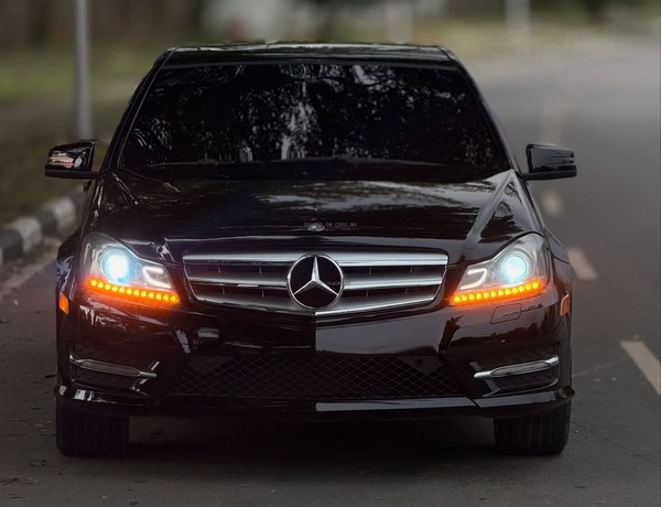 Mercedes-Benz C300 (2013)  Foreign Used  – Luxury, Style & Reliability Combined