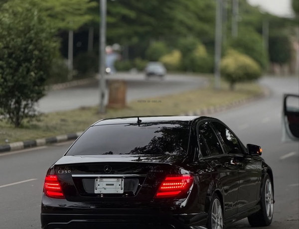 Mercedes-Benz C300 (2013)  Foreign Used  – Luxury, Style & Reliability Combined