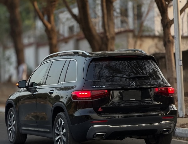 Foreign Used  2022 Mercedes-Benz GLB 250 for Sale In Abuja