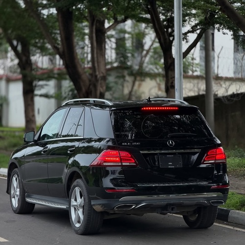  Mercedes-Benz GLE350 (2019) – Luxury, Space & Reliability Combined