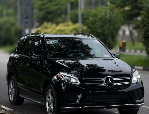  Mercedes-Benz GLE350 (2019) – Luxury, Space & Reliability Combined