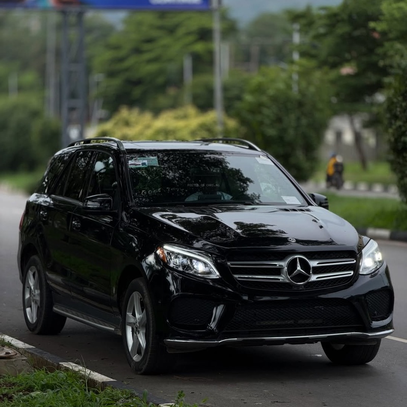 Mercedes-Benz GLE350 (2019) – Luxury, Space & Reliability Combined image