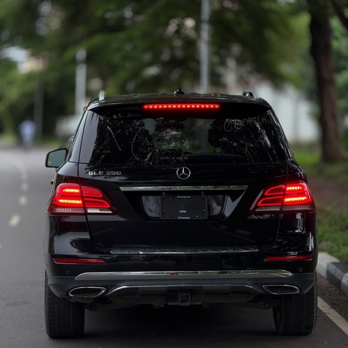  Mercedes-Benz GLE350 (2019) – Luxury, Space & Reliability Combined