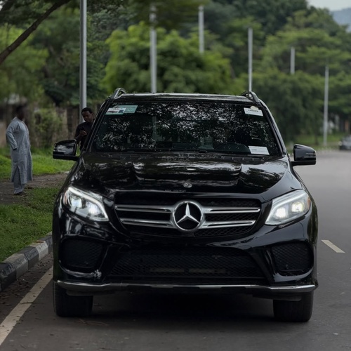  Mercedes-Benz GLE350 (2019) – Luxury, Space & Reliability Combined