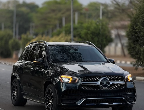Foreign Used Mercedes-Benz GLE350 2020 – Premium SUV for Comfort & Class