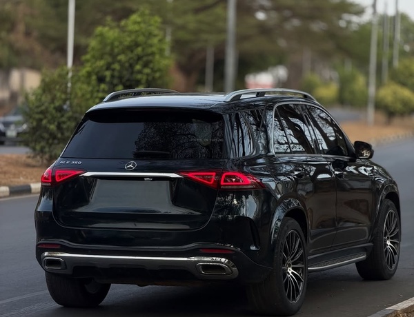 Foreign Used Mercedes-Benz GLE350 2020 – Premium SUV for Comfort & Class