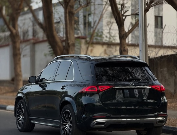 Foreign Used Mercedes-Benz GLE350 2020 – Premium SUV for Comfort & Class