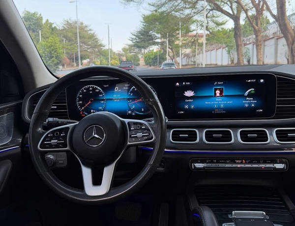 Foreign Used Mercedes-Benz GLE350 2020 – Premium SUV for Comfort & Class