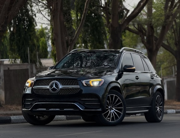 Foreign Used Mercedes-Benz GLE350 2020 – Premium SUV for Comfort & Class