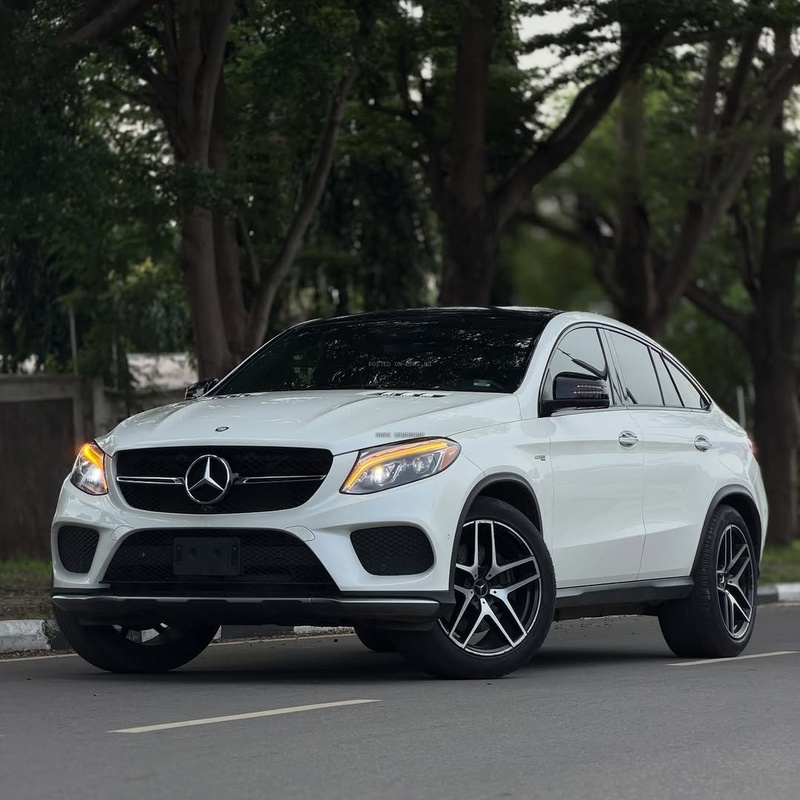 Executive Mercedes Benz GLE43 AMG 2017 – Premium Driving Experience SUV image
