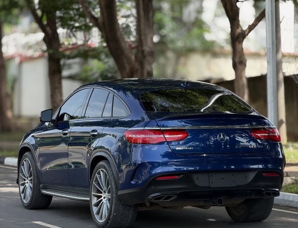  Mercedes-Benz GLE43 Coupe (2019) – Luxury Performance SUV Experience
