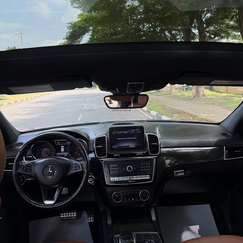  Mercedes-Benz GLE43 Coupe (2019) – Luxury Performance SUV Experience