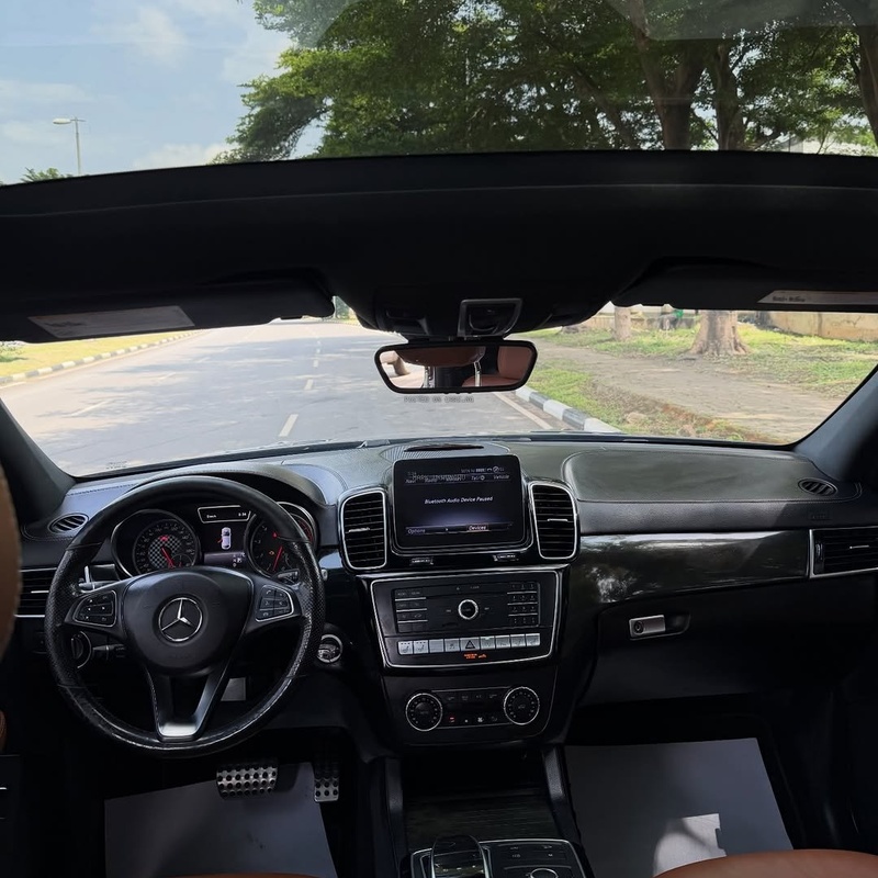  Mercedes-Benz GLE43 Coupe (2019) – Luxury Performance SUV Experience image