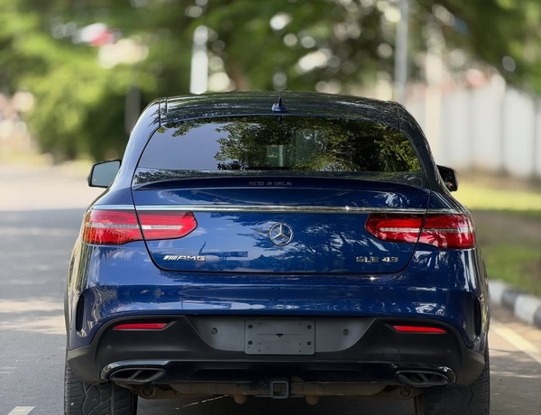  Mercedes-Benz GLE43 Coupe (2019) – Luxury Performance SUV Experience
