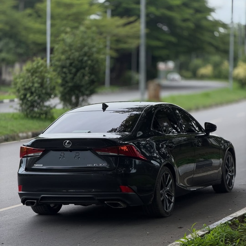 Executive Lexus IS300 F-Sport 2018– Luxury Meets Performance image