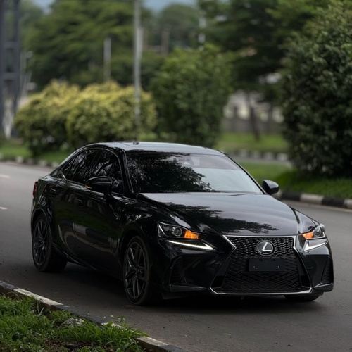 Executive Lexus IS300 F-Sport 2018– Luxury Meets Performance
