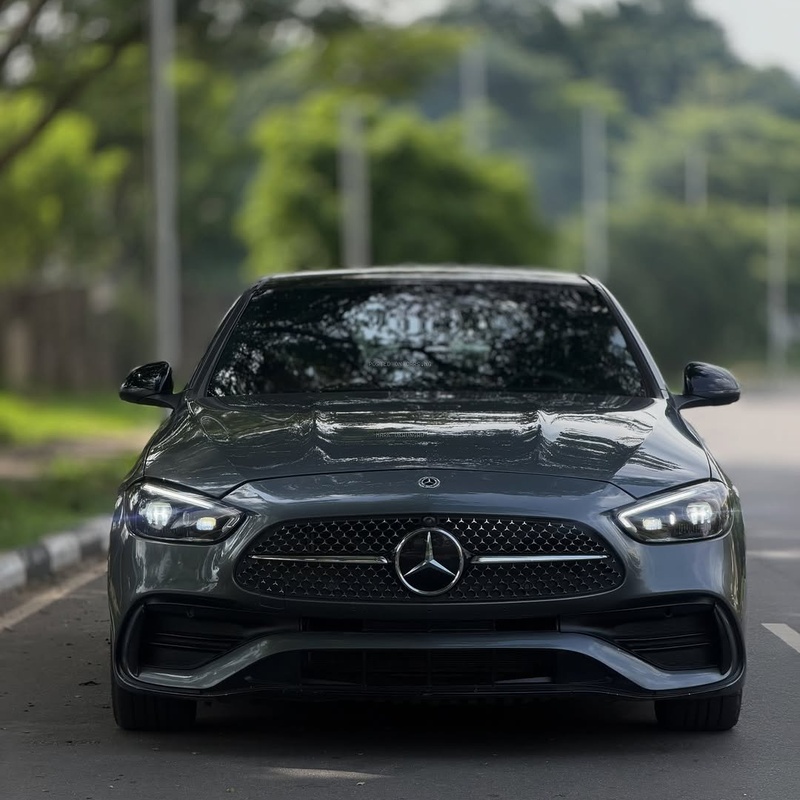 Mercedes-Benz C300 (2024)  Foreign Used – Luxury & Class Combined image