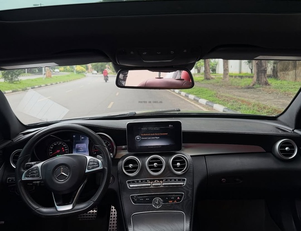  Mercedes-Benz C400 (2016) Foreign Used– Luxury & Power Combined