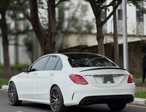 Executive Mercedes Benz C43 AMG 2017 – Luxury Meets AMG Performance