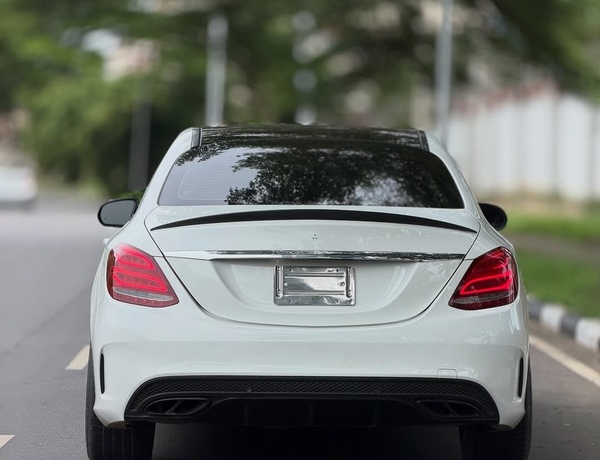 Executive Mercedes Benz C43 AMG 2017 – Luxury Meets AMG Performance