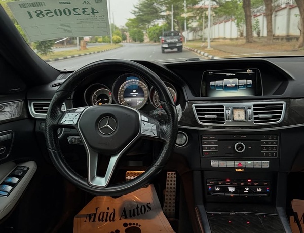 Executive Ride MERCEDES BENZ E360 2016 – Premium Interior