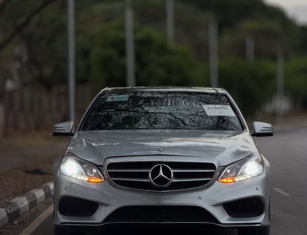 Executive Ride MERCEDES BENZ E360 2016 – Premium Interior