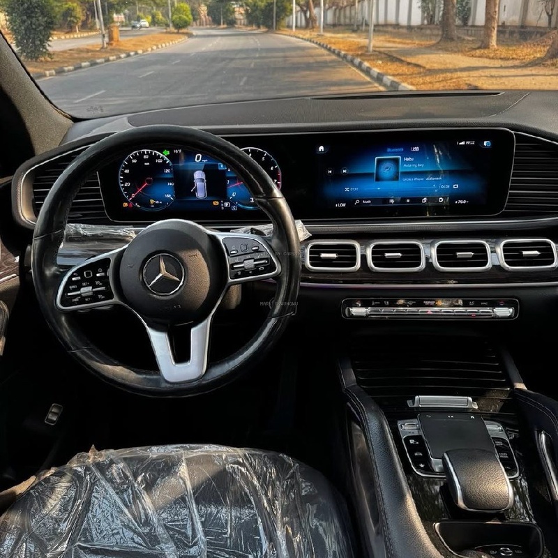Executive SUV: Foreign Used Mercedes GLE350 2019 – Abuja image
