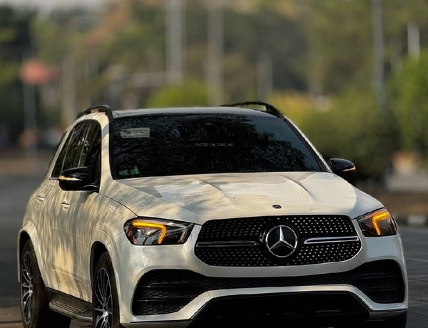 Executive SUV: Foreign Used Mercedes GLE350 2019 – Abuja