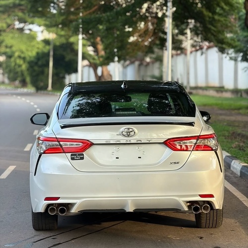 Executive Toyota Camry XSE 2020– Luxury, Style & Performance