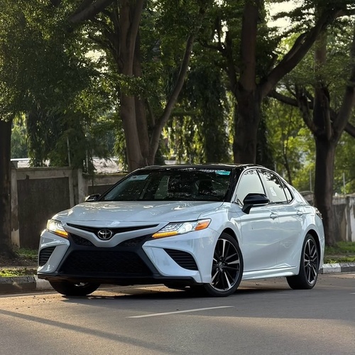 Executive Toyota Camry XSE 2020– Luxury, Style & Performance