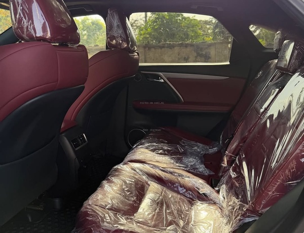 Extremely Super clean Lexus RX350 Fsport. 13k miles for Sale In Abuja