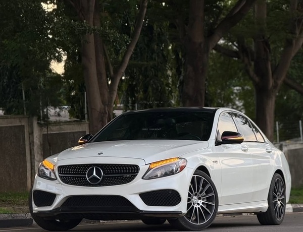 Fast & Clean Mercedes-Benz C43 AMG 2017 – Serious Buyers Only