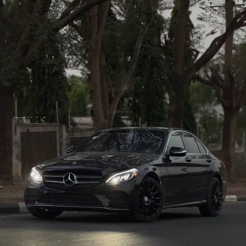 Foreign Used 2015 Mercedes C400 for Sale In Abuja