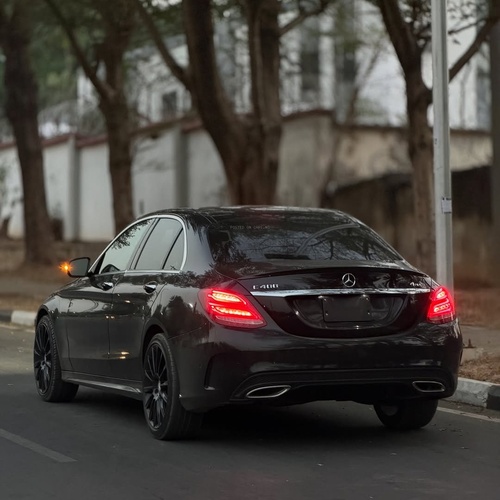 Foreign Used 2015 Mercedes C400 for Sale In Abuja