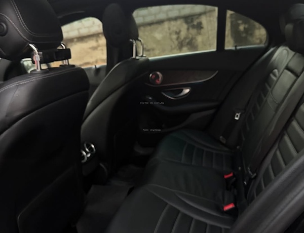 Foreign Used 2015 Mercedes C400 for Sale In Abuja