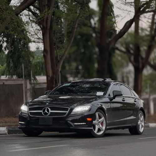 Fast Sale! Mercedes-Benz CLS550 2014 FOREIGN USED – Clean Interior & Exterior
