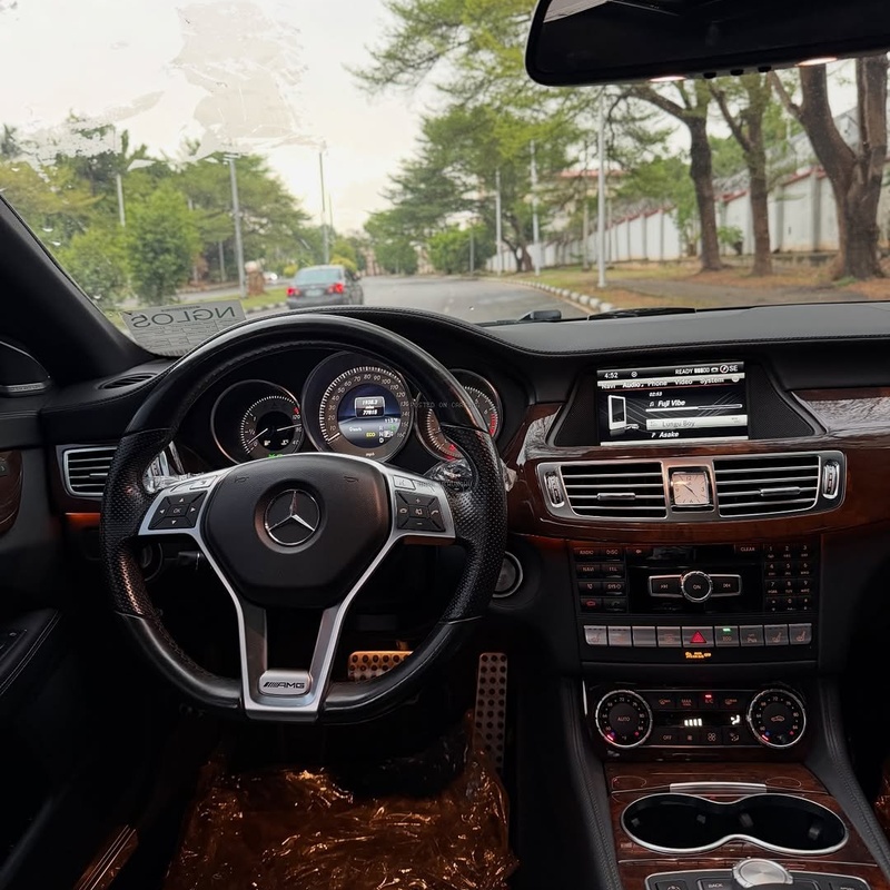 Fast Sale! Mercedes-Benz CLS550 2014 FOREIGN USED – Clean Interior & Exterior image