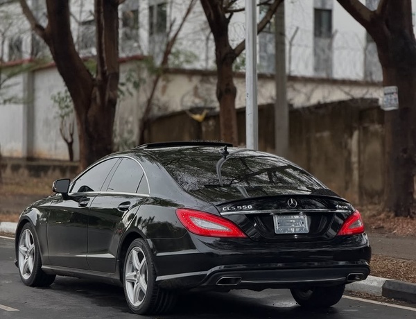 Fast Sale! Mercedes-Benz CLS550 2014 FOREIGN USED – Clean Interior & Exterior
