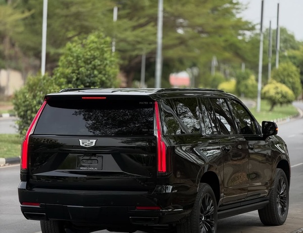 Fast Sale! Cadillac Escalade 600 2025 FOREIGN USED – Luxury meets Power
