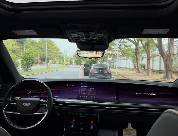 Fast Sale! Cadillac Escalade 600 2025 FOREIGN USED – Luxury meets Power