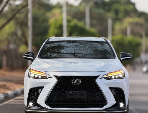 Lexus NX350 2023 FOREIGN USED – Super Clean