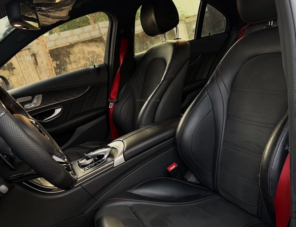 First Come First Served – Clean Mercedes Benz C450 AMG 2016 Tokunbo